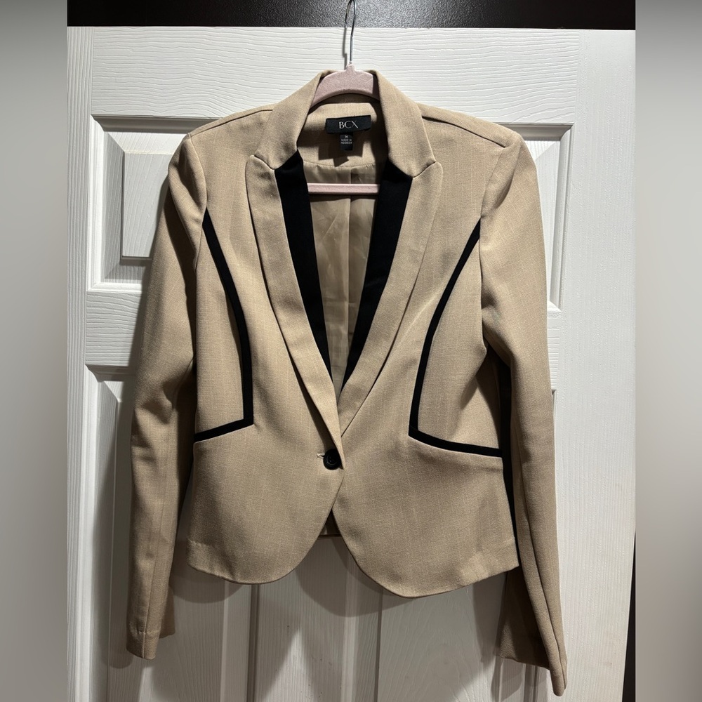 Women's Tan Blazer with Black Accents. Size M.
